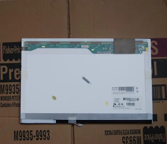 ecrant portable 15,4 LCD